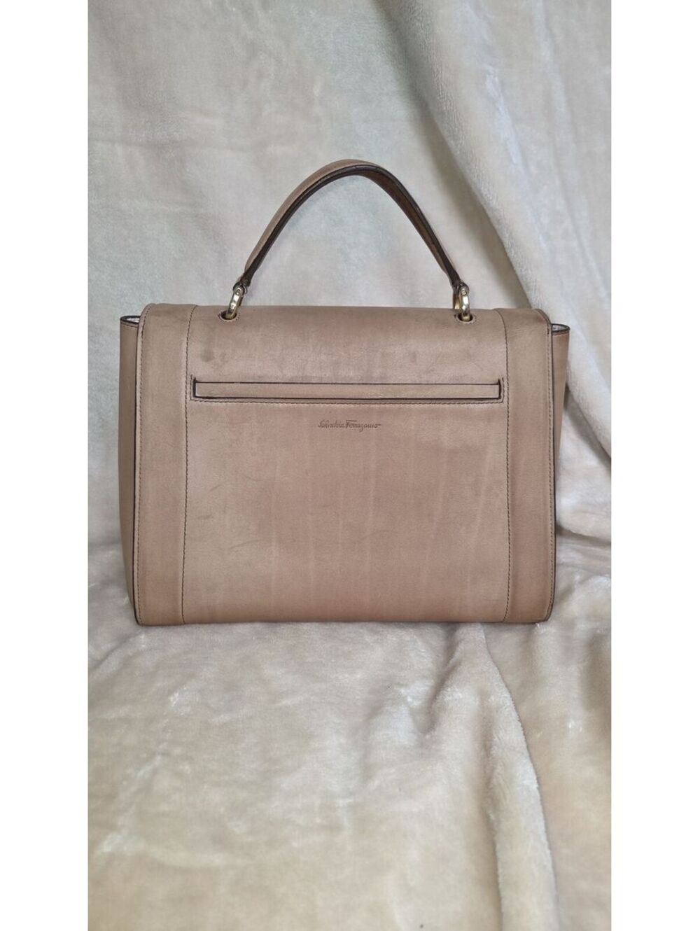 L17. Salvatore Ferragamo "Sofia" - Picture 2 of 6